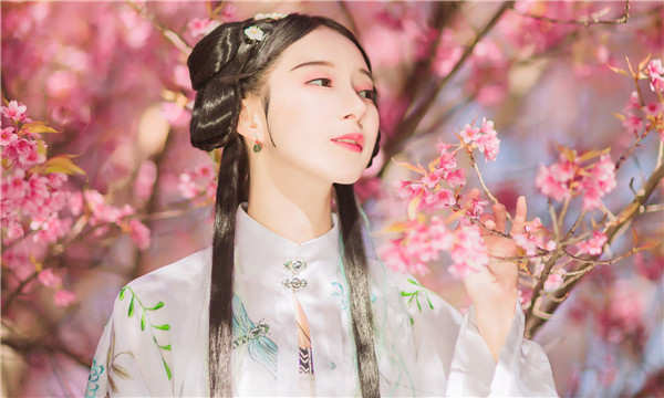 谢通门供卵试管婴儿：助您实现家庭梦想的科学方案